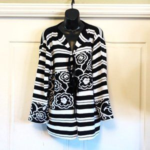 Roni Bis Black and White Knit Sweater Women's Size S-M